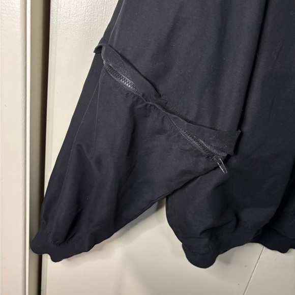 Grand Slam Black Crewneck Convertible Sweater/Jacket - Picture 4 of 5